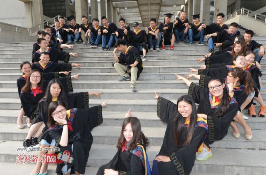 毕业后都换什么照片(毕业后都换什么照片比较好) 毕业后都换什么照片(毕业后都换什么照片比较好)